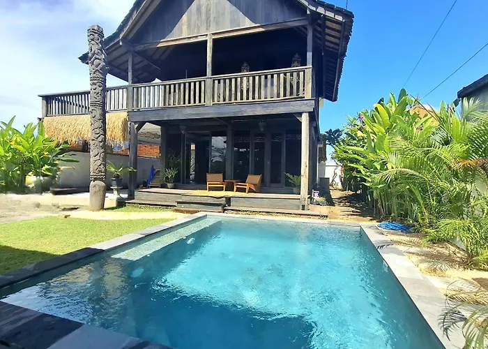 Rumah Kayu Sari 4* Mengwi