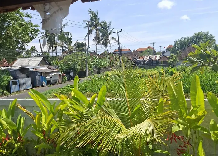 Rumah Kayu Sari Mengwi