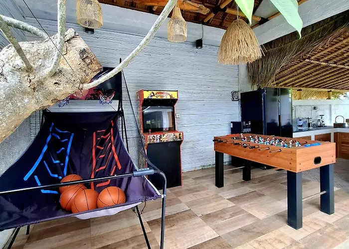 Rumah Kayu Sari 4*
