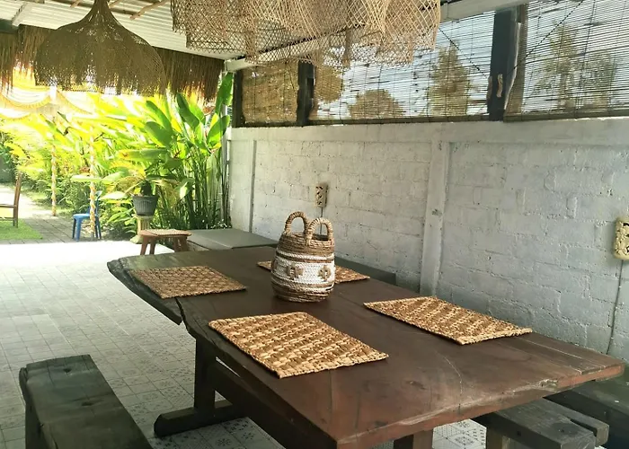 ホテル Rumah Kayu Sari 4*